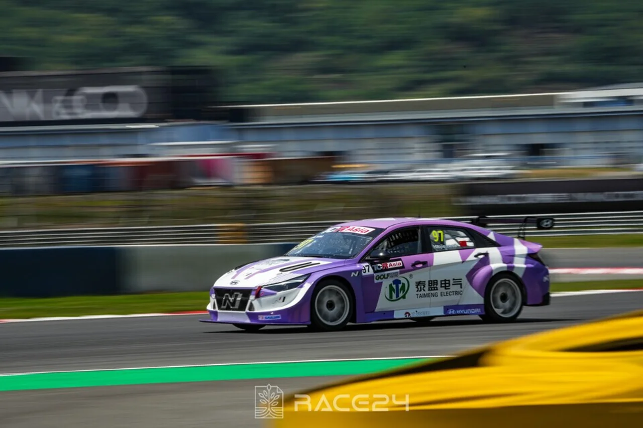 [TCR Asia] Ningbo Race 1, 'Zhang Xishang' Raises the Second Trophy of ...